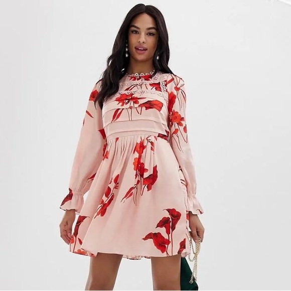 Ted Baker London Dresses & Skirts - Ted Baker London Blush and Scarlet Floral Mini Dress